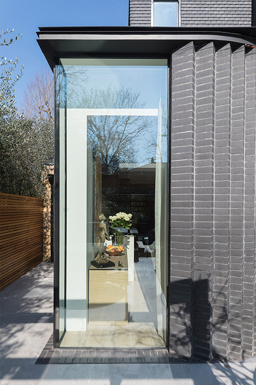 6 Elevation detail vertical glazing T