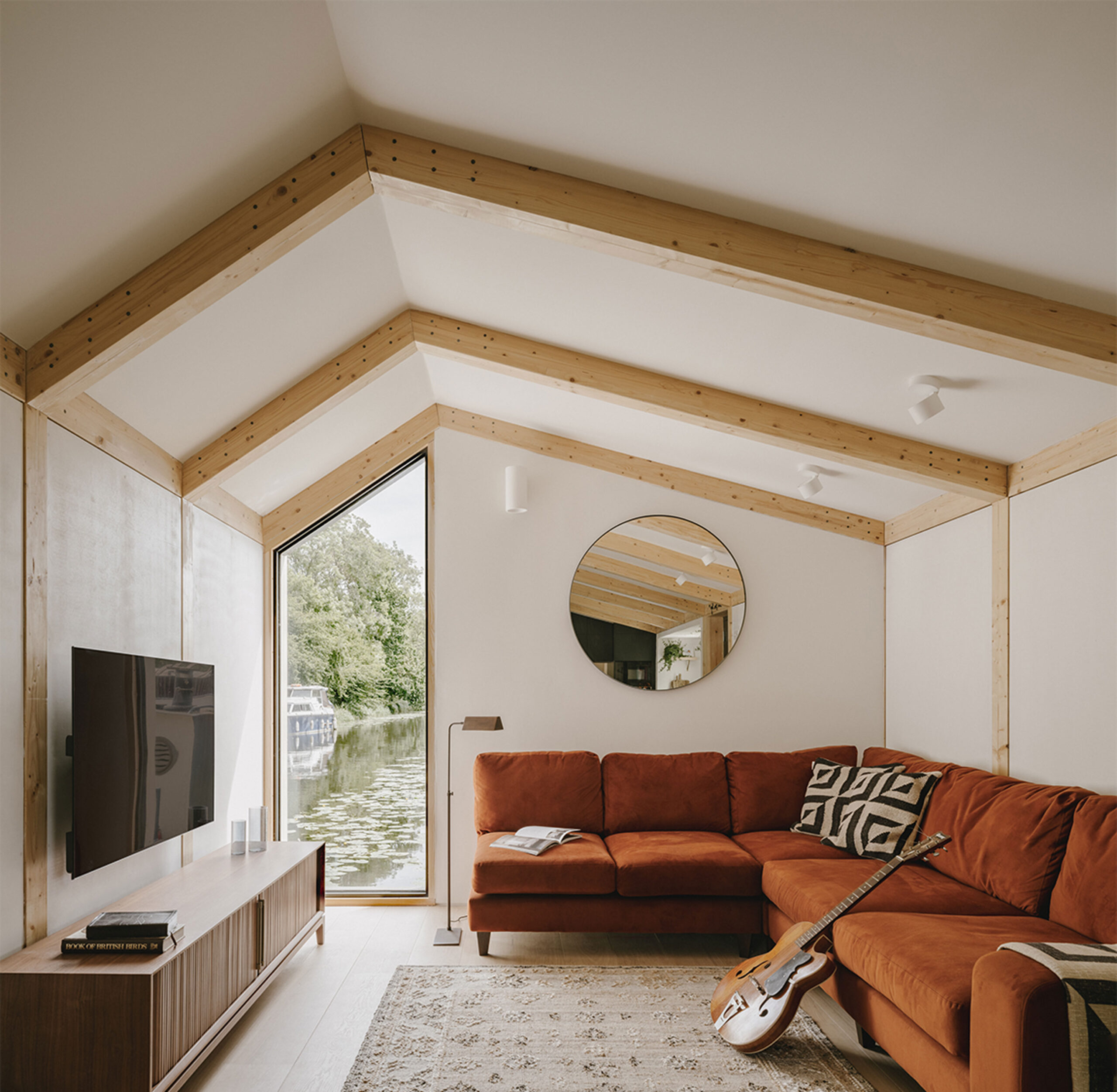 Internal boat house3