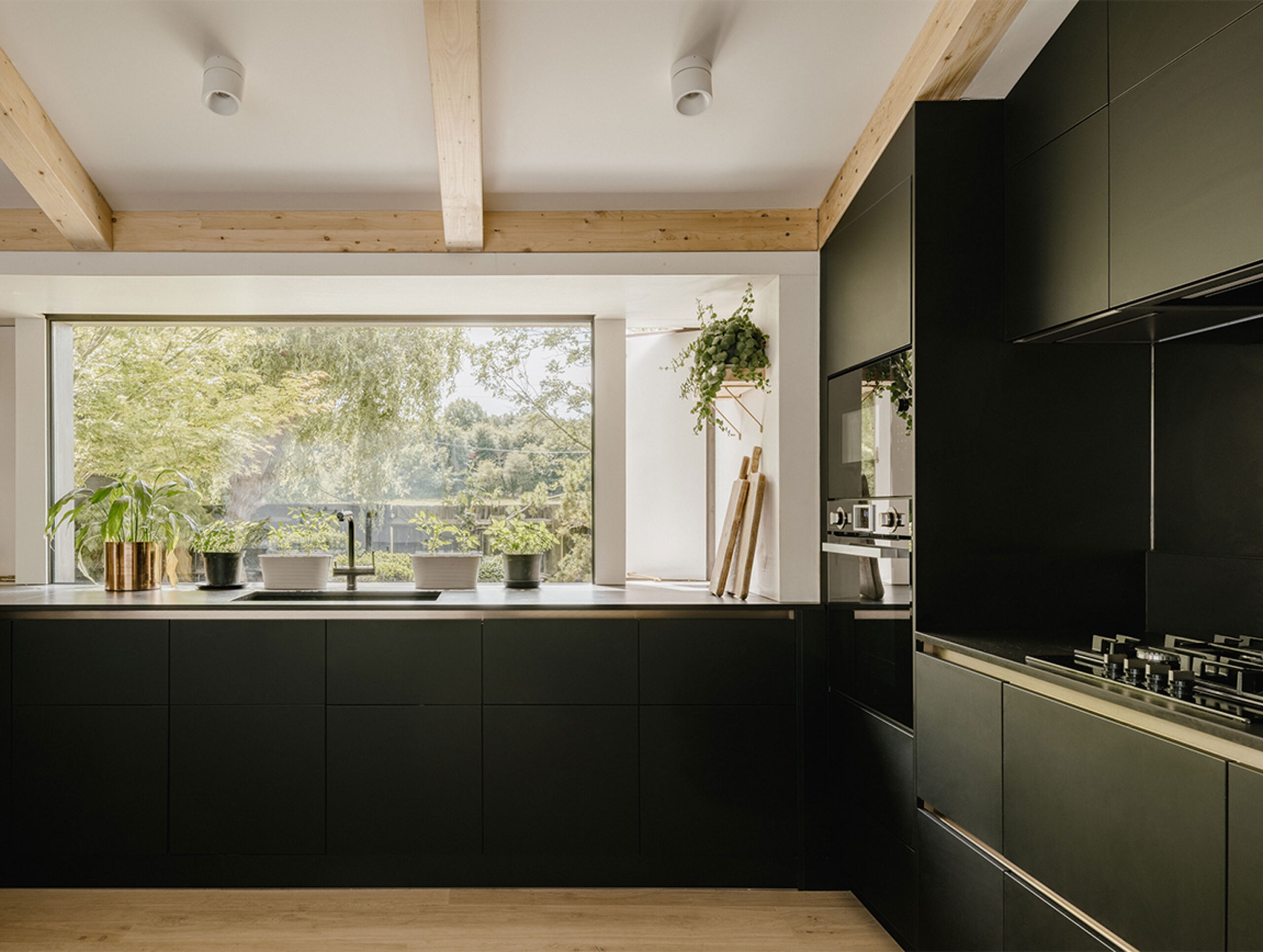 Internal boat house2